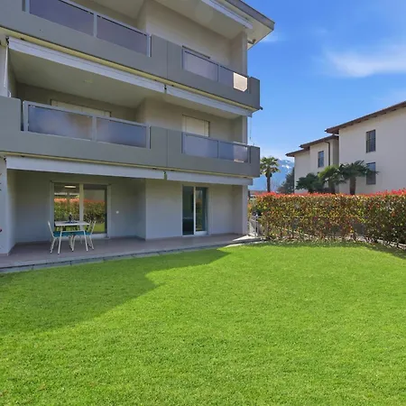 Giardino Felice Familienfreundliche Mit 240m2 Eigenem Garten & Klimaanlage Ascona