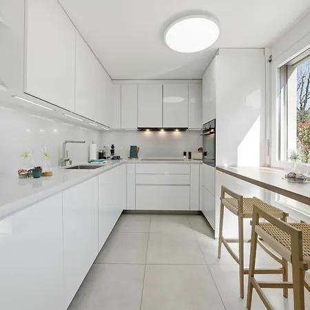 Appartement Giardino Felice Familienfreundliche Mit 240m2 Eigenem Garten & Klimaanlage *